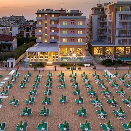 Hotel Corallo Lido di Jesolo Exterior foto